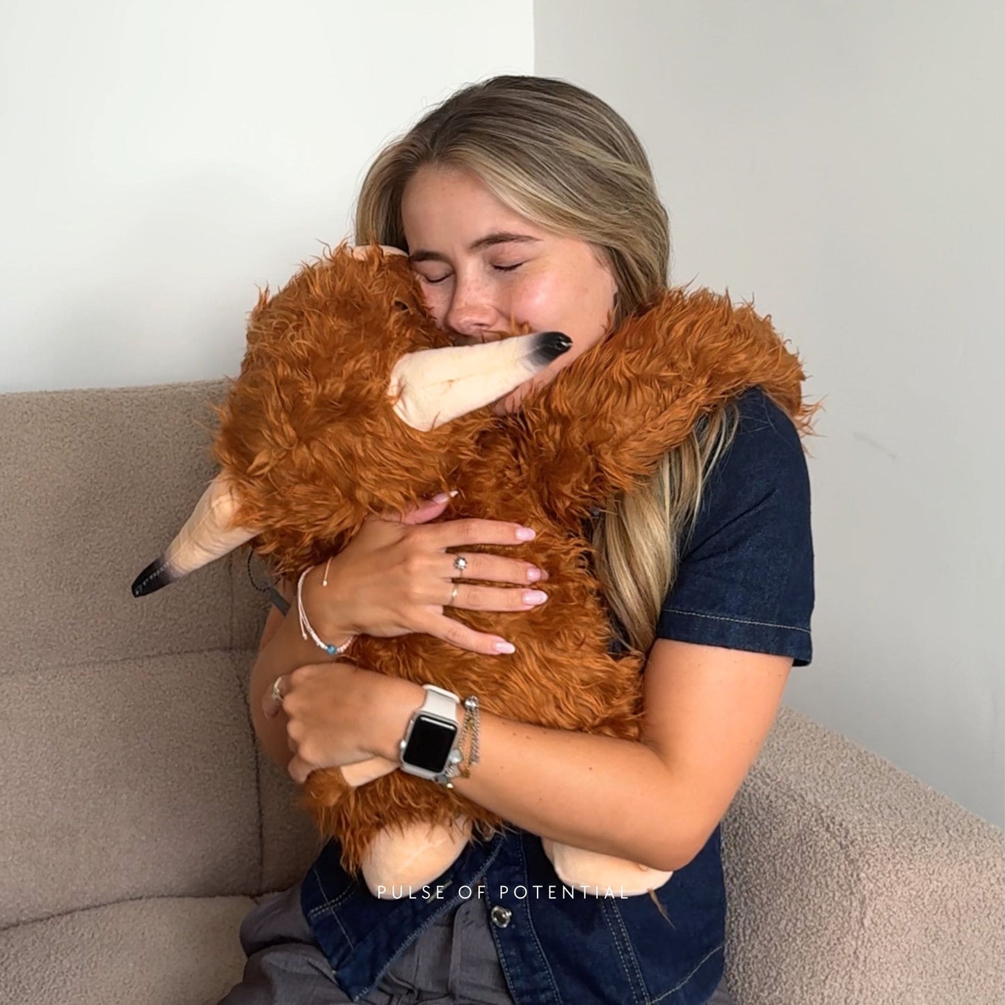 Hallie the Highland Cow Weighted Animal