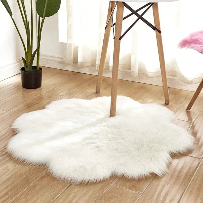 Fluffy Sheepskin Style Flower Rug for Bedroom