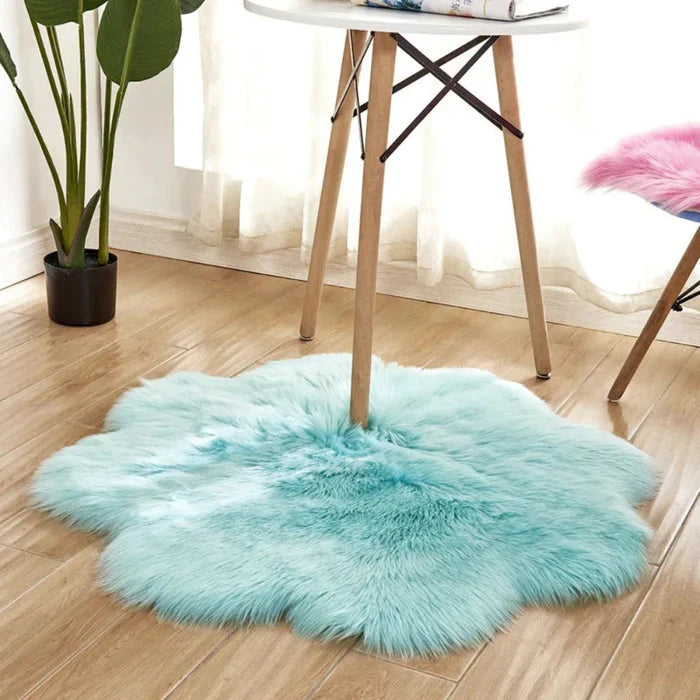 Fluffy Sheepskin Style Flower Rug for Bedroom