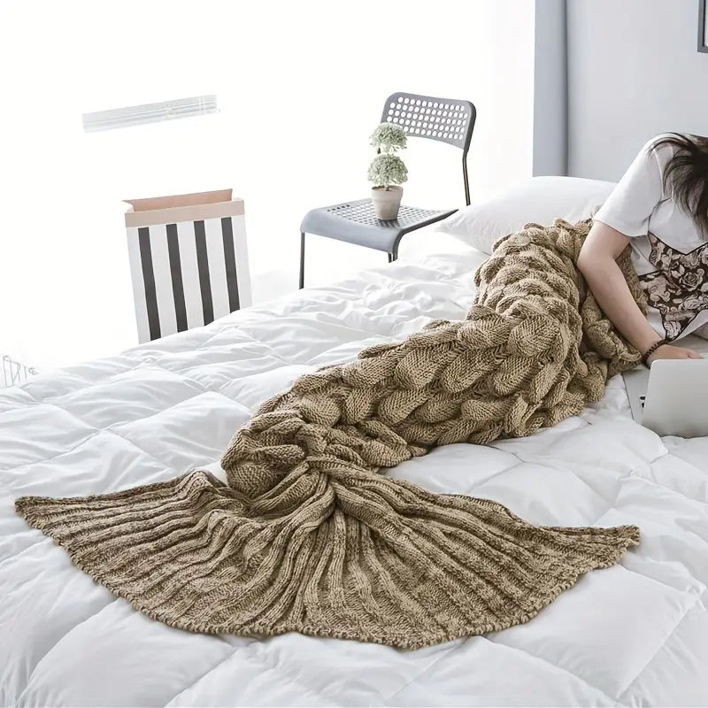 CoralWave – Cozy Mermaid Blanket