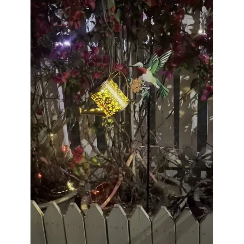 Solar Pathway Light with Automatic Dusk Sensor and 14-Hour Runtime