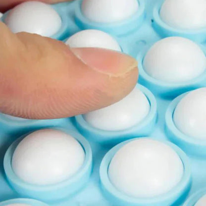 Back Lotion Applicator with Rotating Heads and Extended Handle for Even Coverage